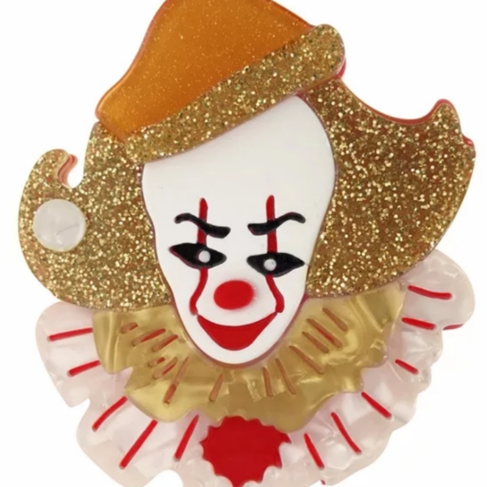 Pennywise It horror pinup girl brooch